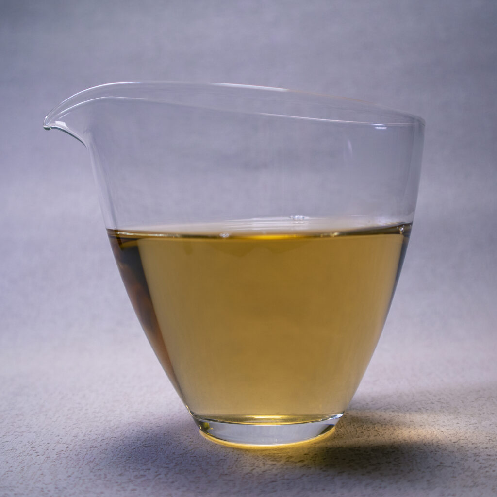 white tea liquid