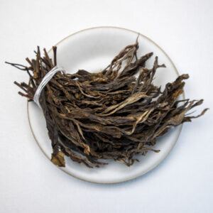 Pu'er tea dry leaves