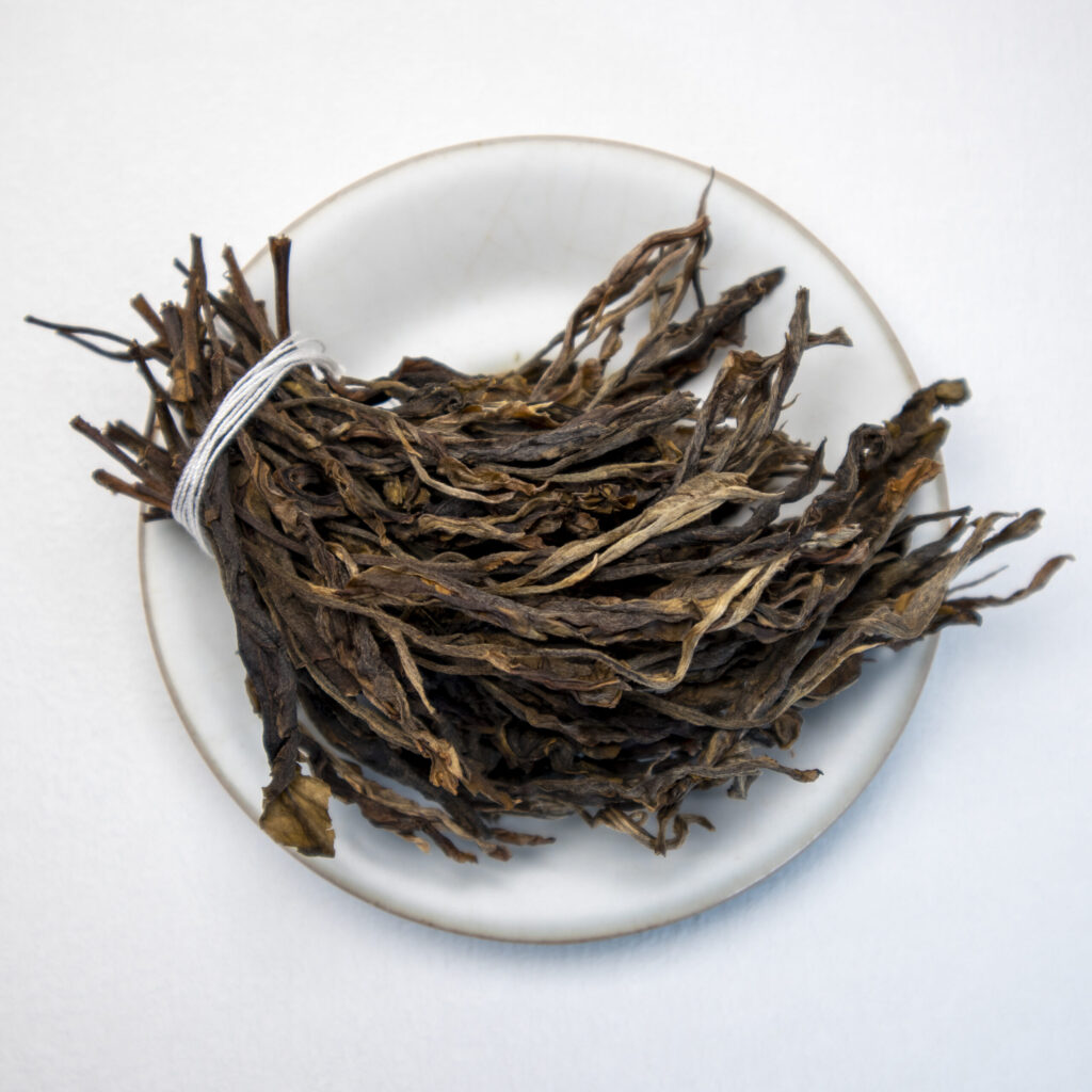 ripe vs raw pu'er